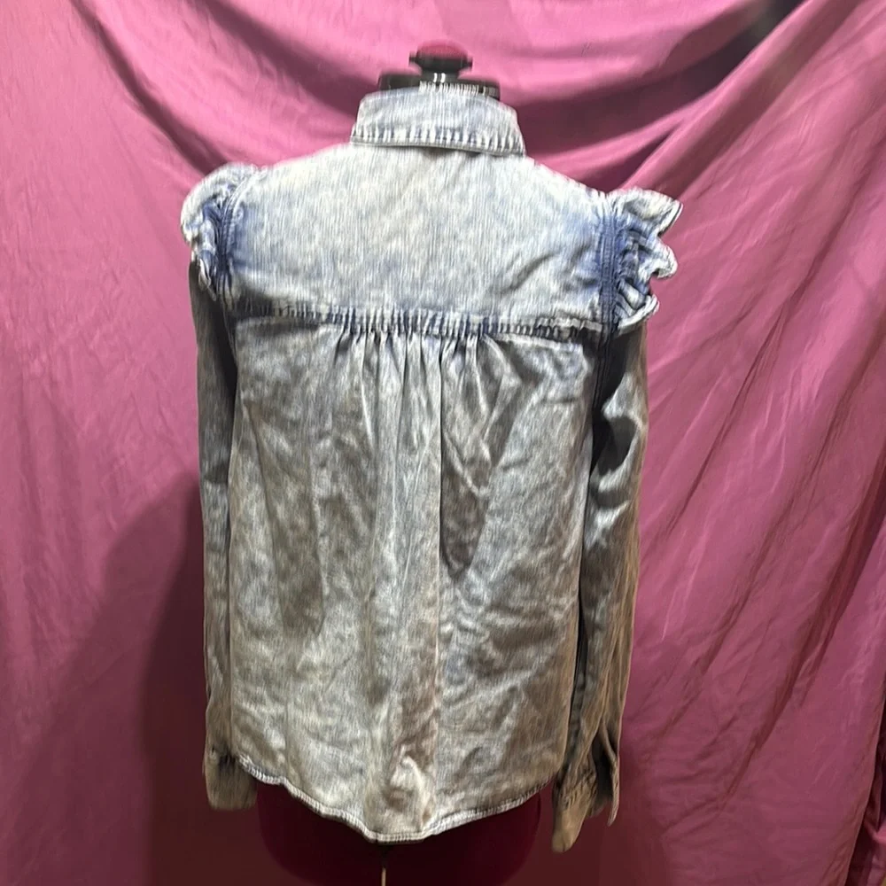 Free People Samantha Ruffle Button down, Indigo Blue Acid Wash XS